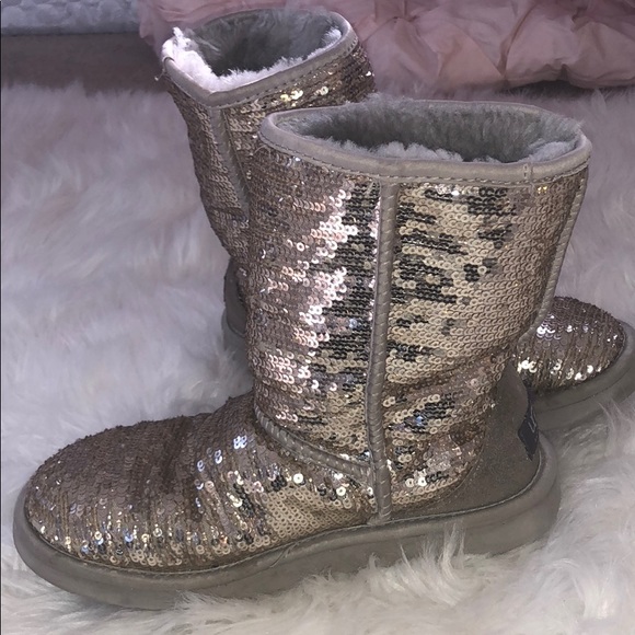 silver sparkle ugg boots